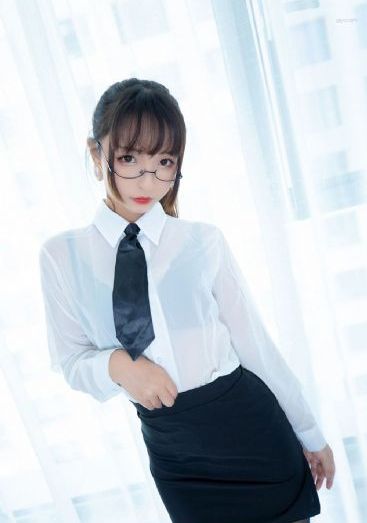 李采潭路边摊_琪琪电影国产在线观看