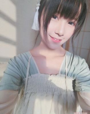 摸进她的内裤里疯狂揉她.视频_剧情片免费观看